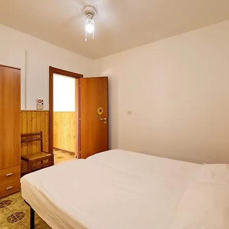 Il Golfo Azzurro Apartment *